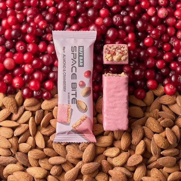 Блок батончиків Spacefood Space Bite Nut Bar, 10*40 грам - Журавлина-мигдаль CN17206 фото